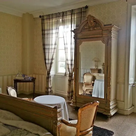 ベッド・アンド・ブレックファスト Chateau Des Noces