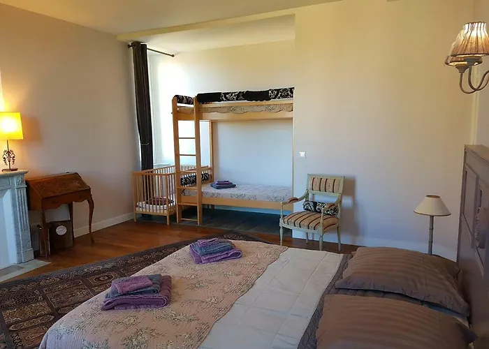 Chateau Des Noces Couette-café